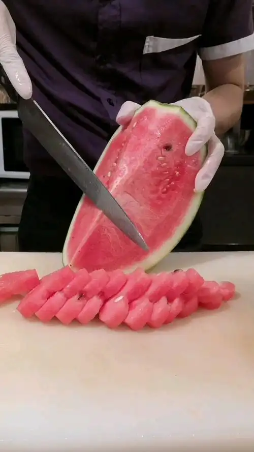 传奇西瓜爱心切法