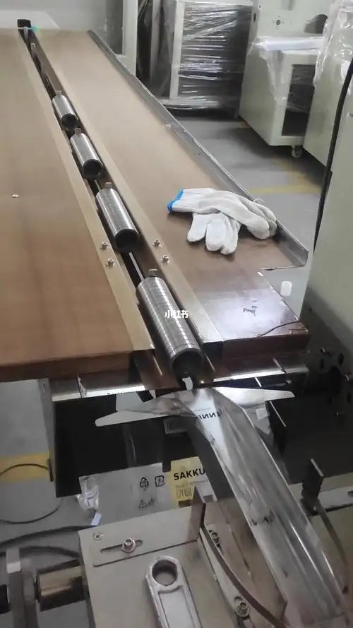 轴承包装机枕式包装机