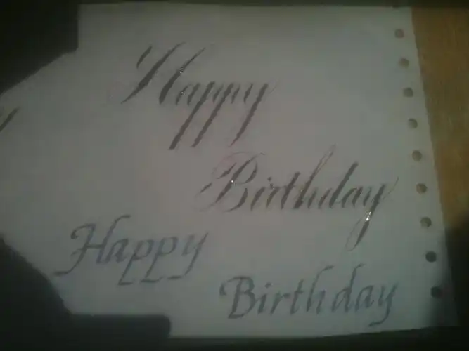 happy birthday 然后用小一点的字号写when