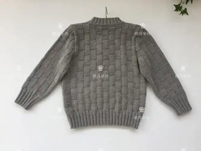 9号环形针一副   毛衣配件:原木色二眼扣5粒 淘宝店铺:手工编织  我爱