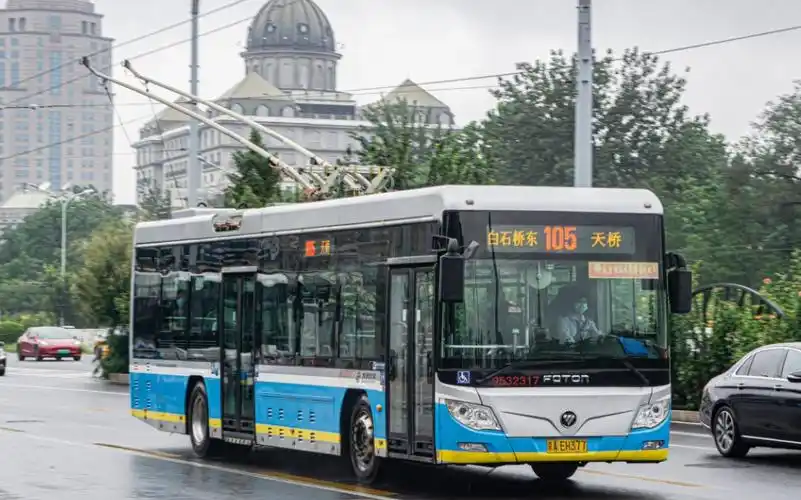 【地面四号线·新年电车行】[京pov131]北京公交105路天桥至白石桥东