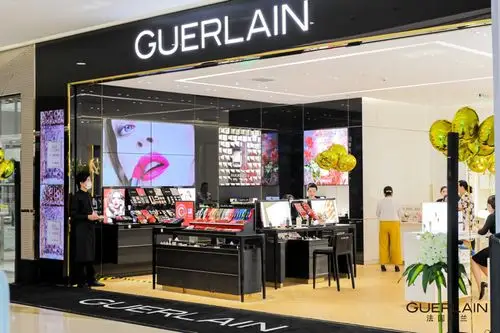 法国娇兰高新中大店开业啦 各种明星产品种类超多