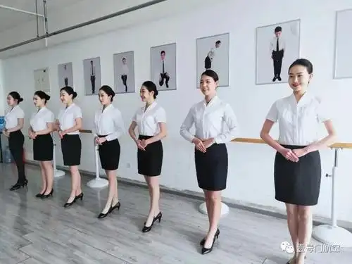 这些空姐礼仪你都了解吗?