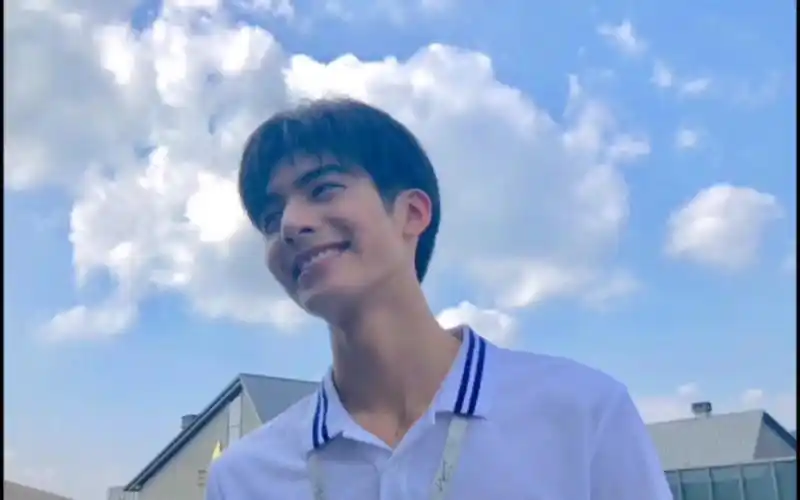 【抖音高质量帅哥】"喜欢是一种态度,生活也是,爱也是.