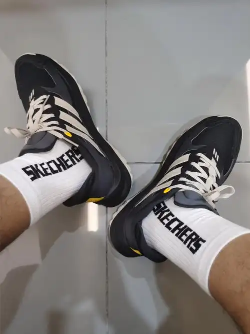 阿迪达斯✖️白袜