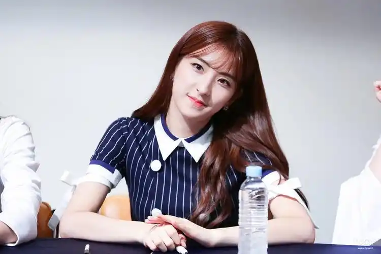 宇宙少女73恩熙