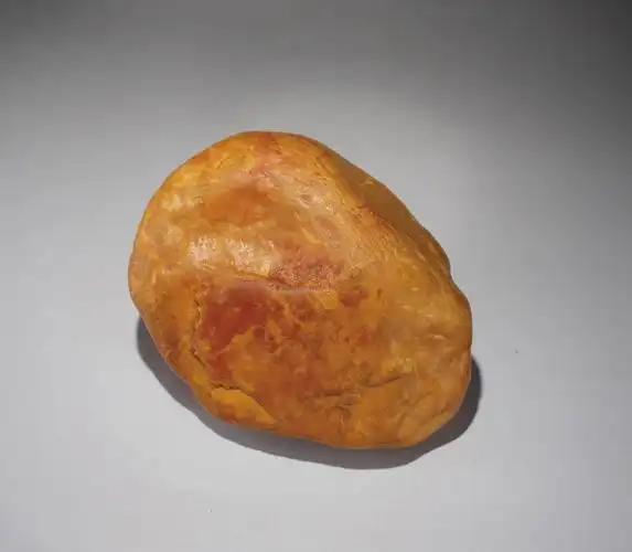 1233昌化田黄鸡血原石