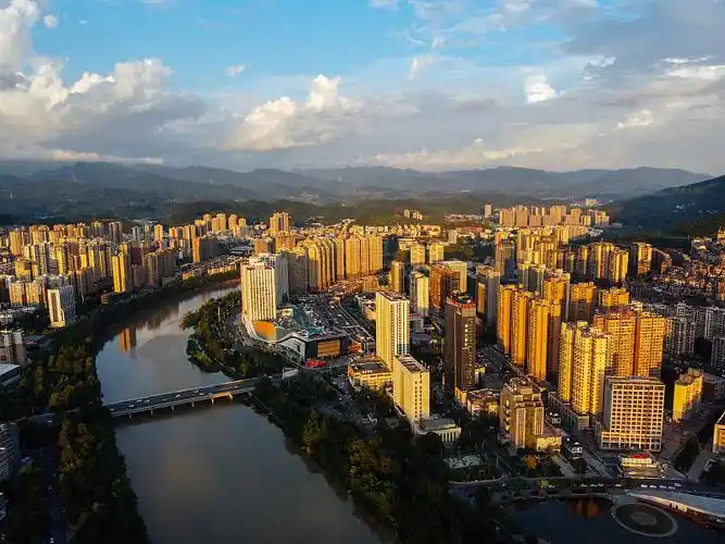 广元 万达 中央华城 利州广场  博物馆 金橄榄购物 第一人民医院 东晟