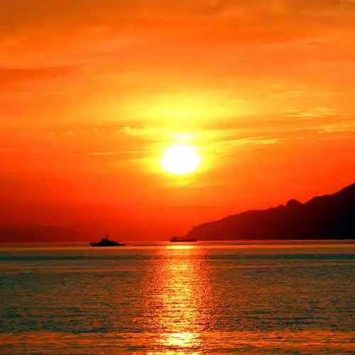 海边小镇的晚霞