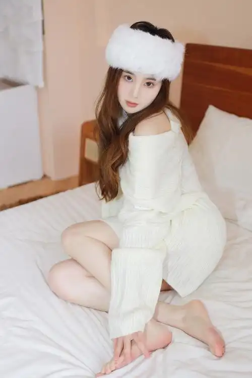 清纯少女系室内写真