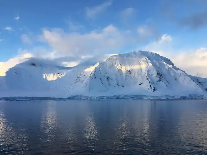 2018年11月18日开启了神秘的南极探险之旅.—1.