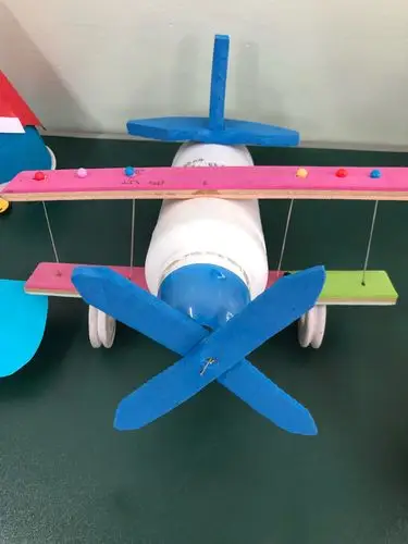 乌市第133小学首届科技节----一年级2班作品展