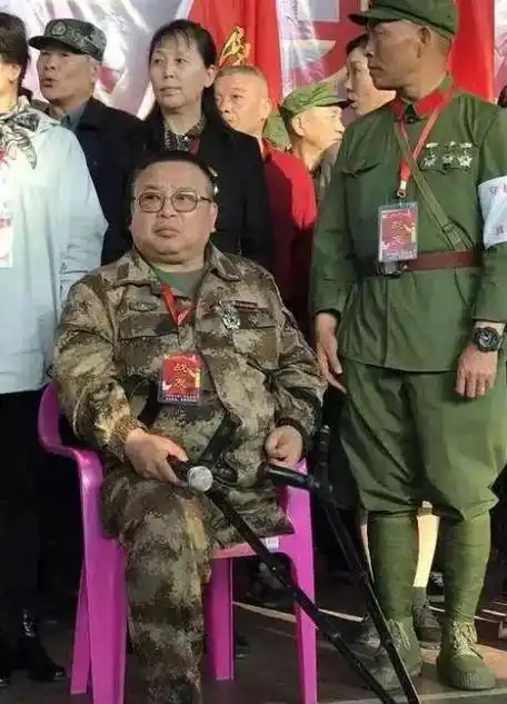 1987年,"独腿英雄"徐良凭《血染的风采》红遍全国,后来怎样了?