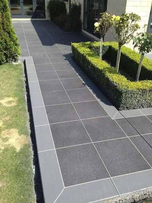 庭院地面怎么铺才好看?50款精致有档次铺装做法,为您提供灵感