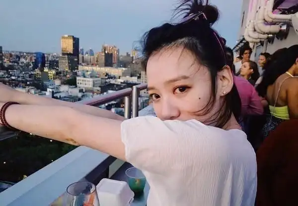 角头2王宣纽约骑单车帅哥迎面搭讪下一秒她愣住了