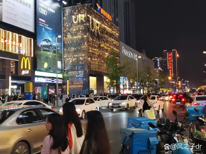 成都春熙路夜景(2)