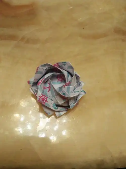 非常漂亮改良后的川崎玫瑰折叠步骤图 创意diy纸艺(折纸大全小船)