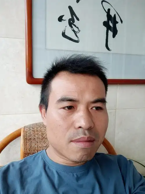 【"祖国,我亲爱的祖国"诗赛作品94】刘迎雨:《港口赞歌》