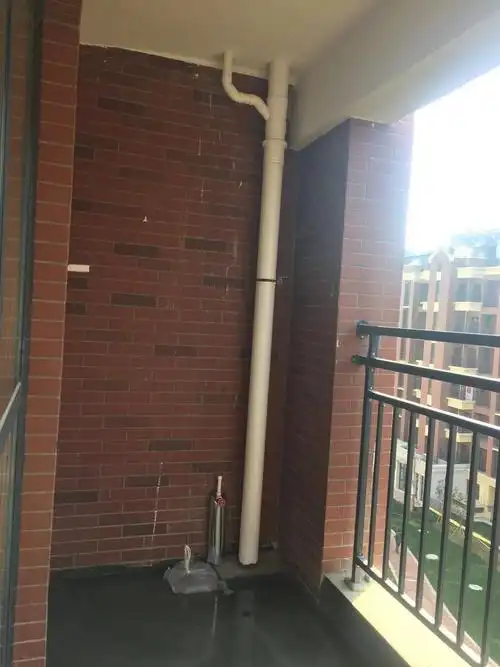 阳台的地漏是排污水的么