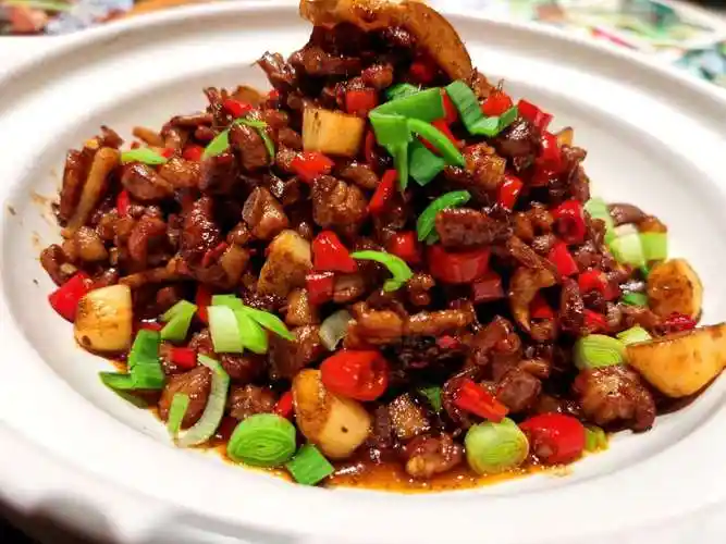 浙江嘉兴家长送孩子军事化学校