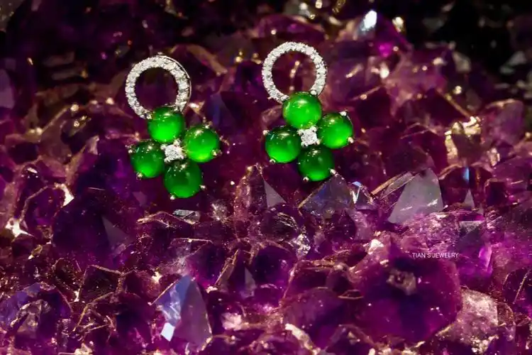 翡翠分享帝绿耳钉