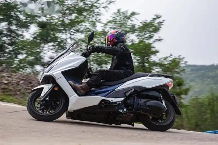 大阳v锐250抢先测评精品休旅型大羊