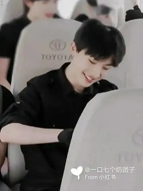 马嘉祺女友视角图片