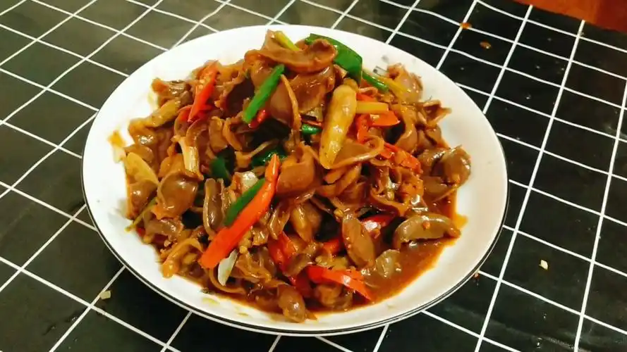 鸡胗,太香了,吃着真过瘾,做法很简单 服务升级 2家常小炒鸡胗的做法