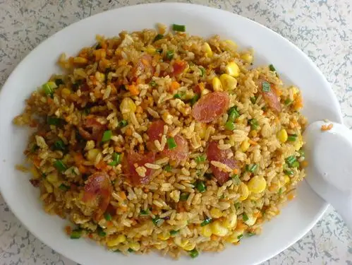 昨晚宵夜之香肠炒饭