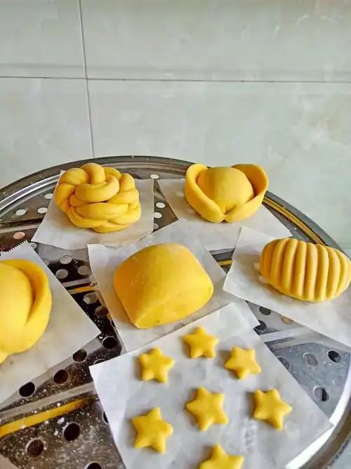花样南瓜馒头(宝宝辅食)的做法