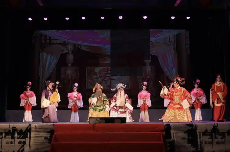 广州青年粤剧团《秦香莲》