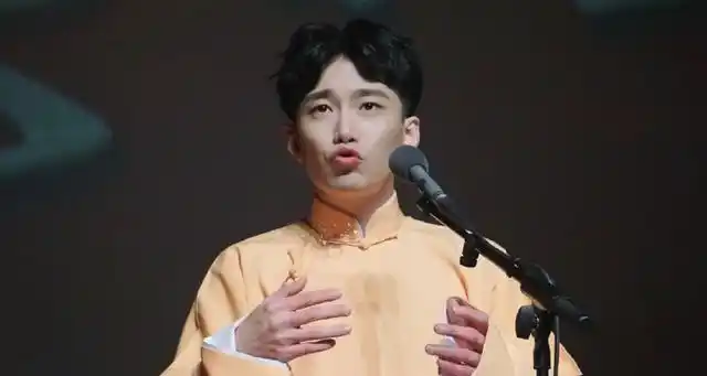 何九华原名叫什么