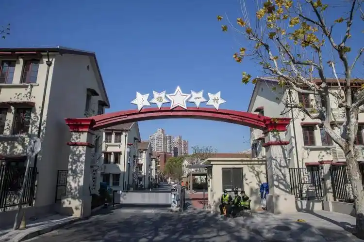 上海市"十四五"中五个城市更新改造示范区之一,曹杨新村街道以"一张