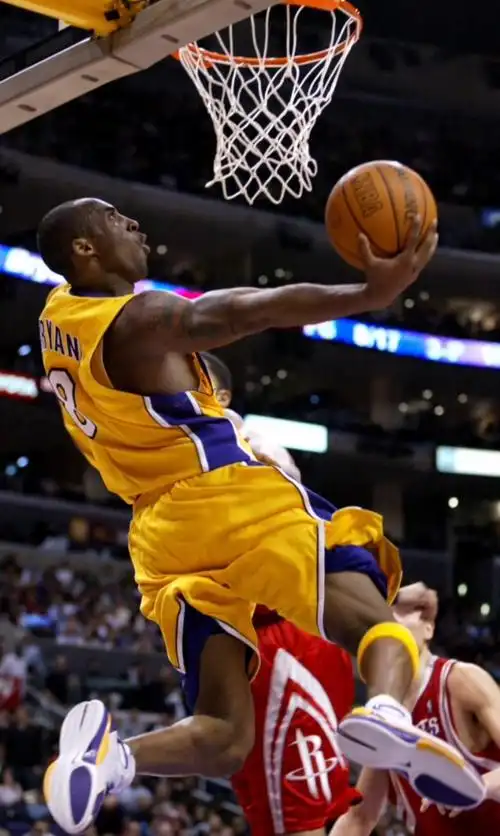 科比#科比扣篮的精彩瞬间,太帅了