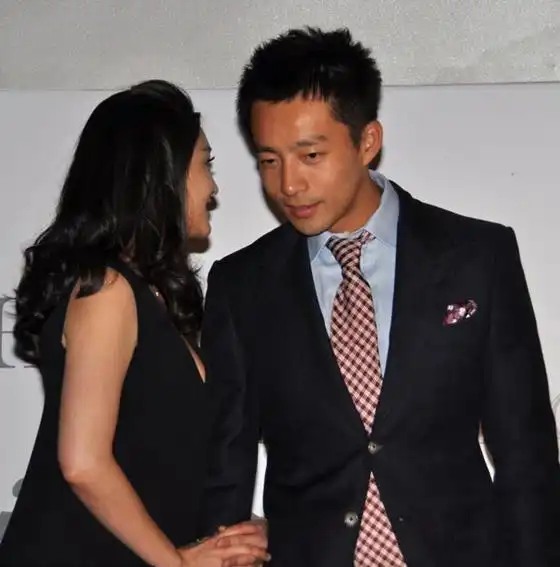 大s疑怀孕 汪小菲紧张手扶娇妻_音乐频道_凤凰网