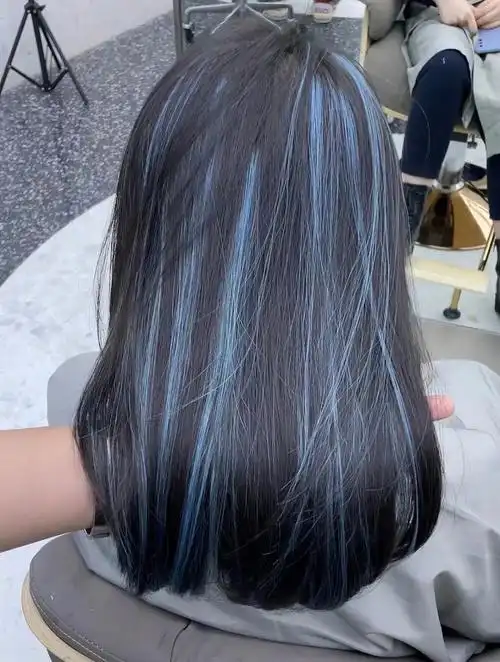 2022发色推荐显白百搭高级雾霾蓝灰挑染
