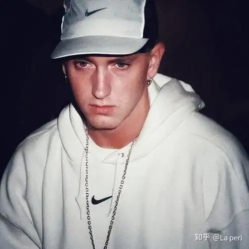 有哪些姆爷的帅图最好可以当头像的那种