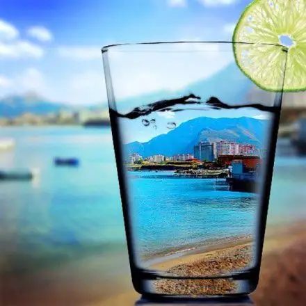 用一杯水的单纯 面对一辈子的复_唯美图片_我要个性网