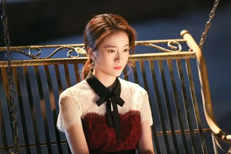 张雪迎《泡沫之夏》被打脸?网友却叫好:不愧中戏的!