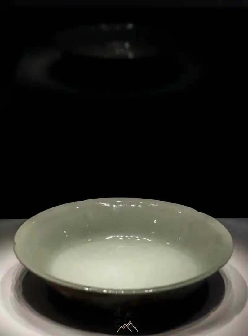 【国家博物馆藏· 法门寺地宫出土唐代秘色瓷】秘色瓷是越窑青瓷 - 抖