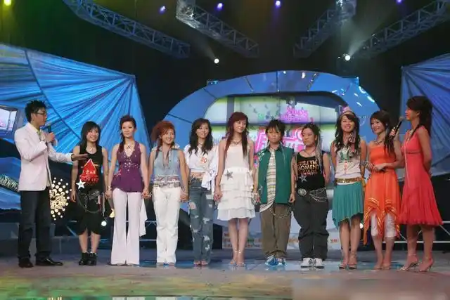 超女记忆:2005年,"超级女声"和我们的青春一起闪闪发亮(1)