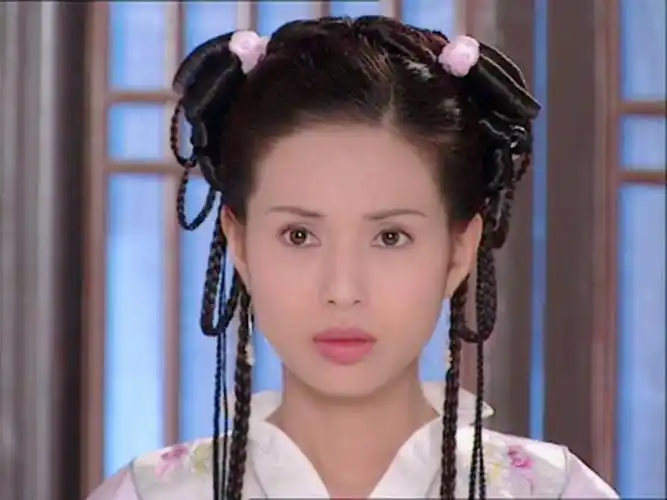 55岁小龙女再登台近照保养得非常好李若彤古装剧照