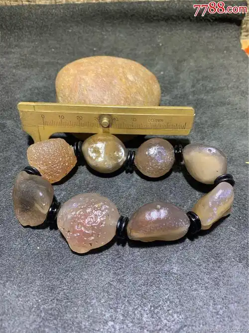 精美天然戈壁黑糖心玛瑙原石大手串一条,_玛瑙_第9张_7788砚台收藏