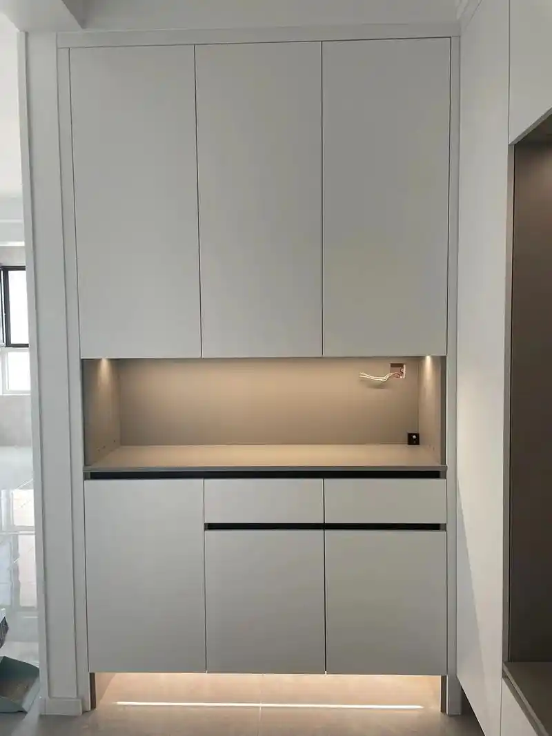 免拉手设计入户鞋柜,进门拖鞋,坐着换鞋,外 - 抖音