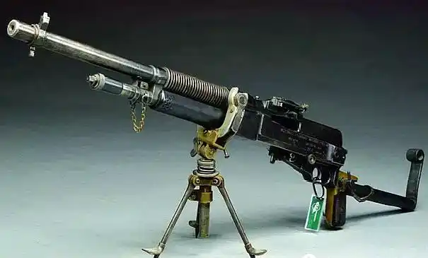 m1909哈奇开斯轻机枪,是日军"歪把子"爸爸,遗传基因不良啊!