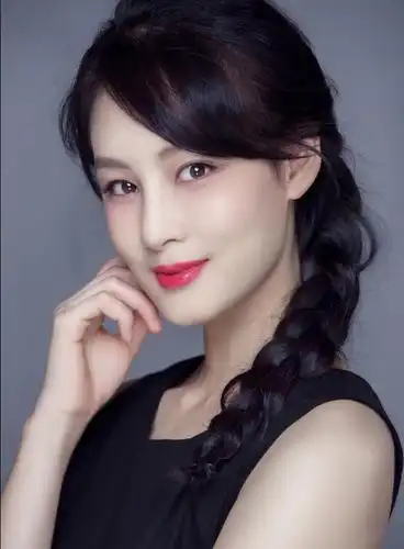 赵圆瑗,一个清新秀美的山东妹子,穿衣搭配起来就是漂亮