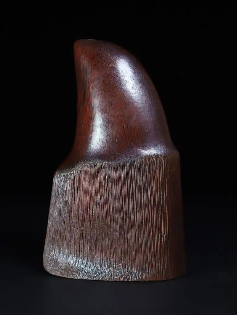 旧藏珍品老xi牛角杯.纯手工雕刻.雕工精细,包浆润滑,鱼子纹清晰.