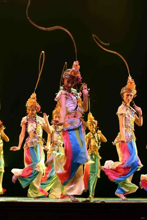 四川特色节目演出长嘴壶茶艺俏花旦表演