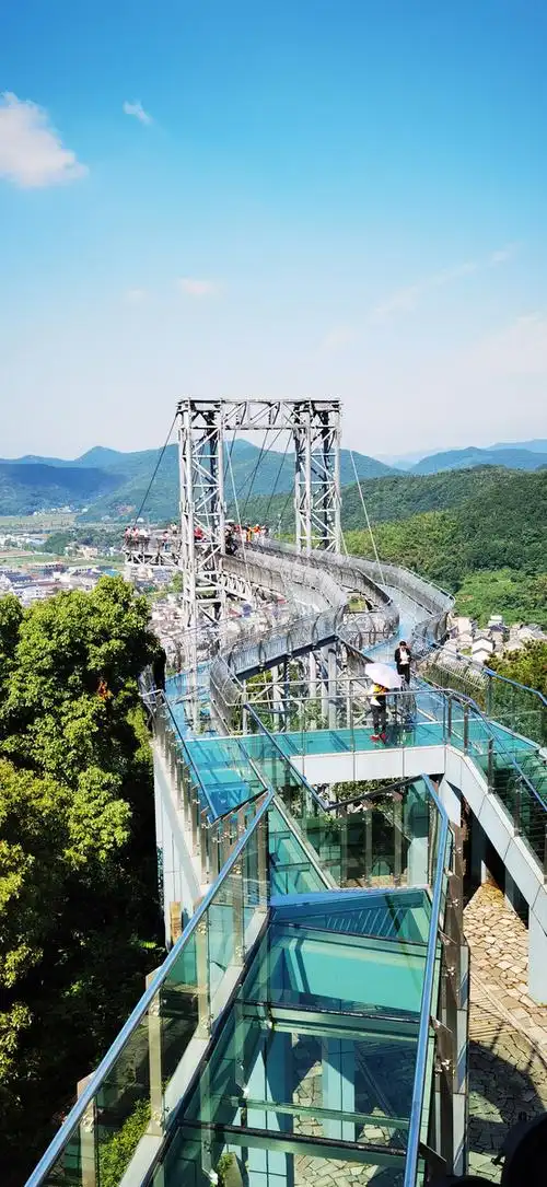 宁波象山黄避岙玻璃栈道