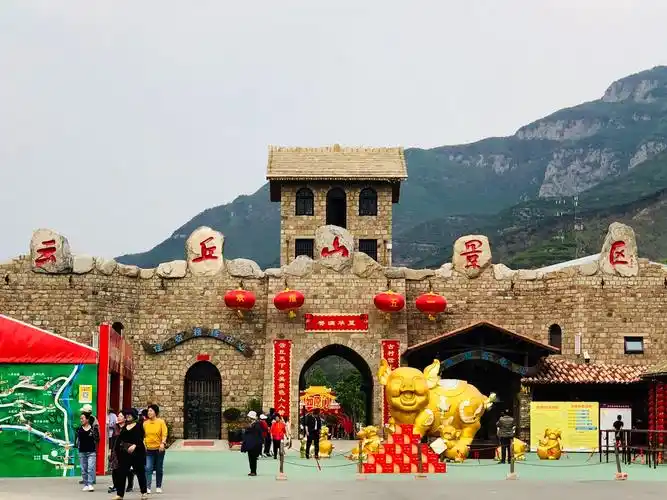 游山西运城稷山乡宁县云丘山 写美篇2019年5月初,我和家人自驾游山西